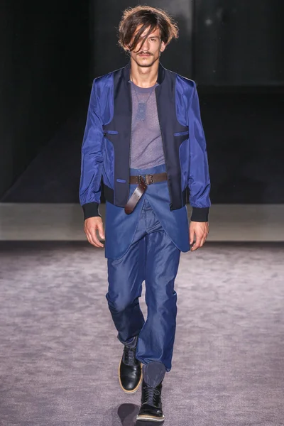 Look 24